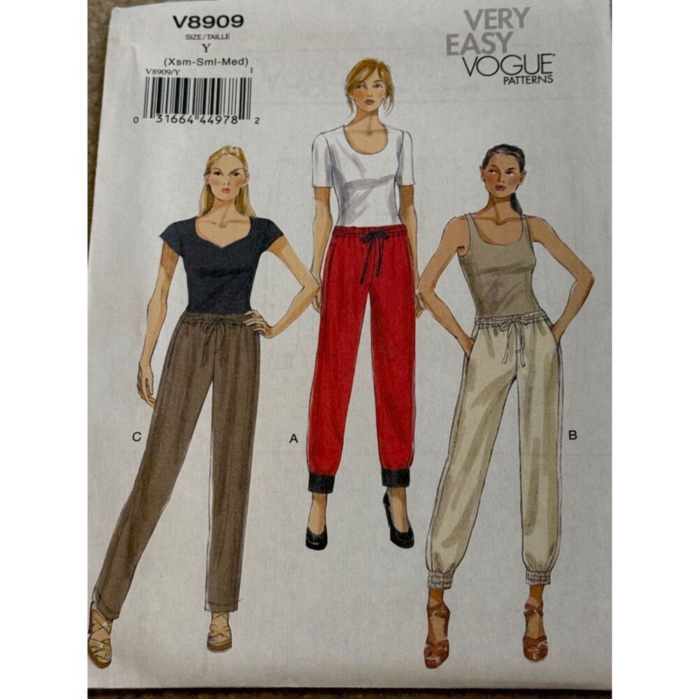 Vogue women's pants sewing pattern